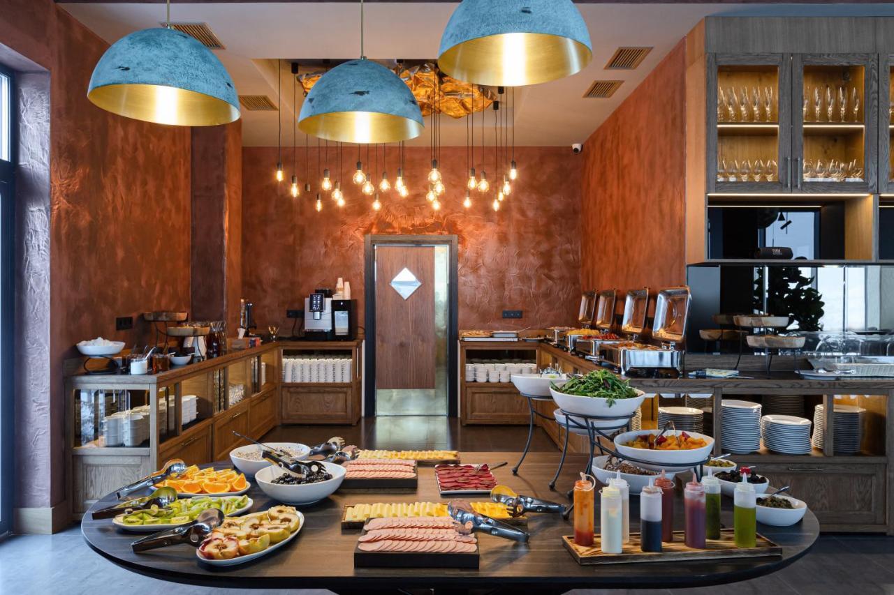 Fomich Residence บูโคเวล ภายนอก รูปภาพ